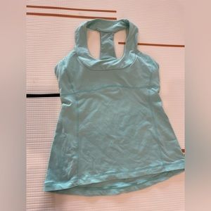 Lululemon racer back shelf bra workout top